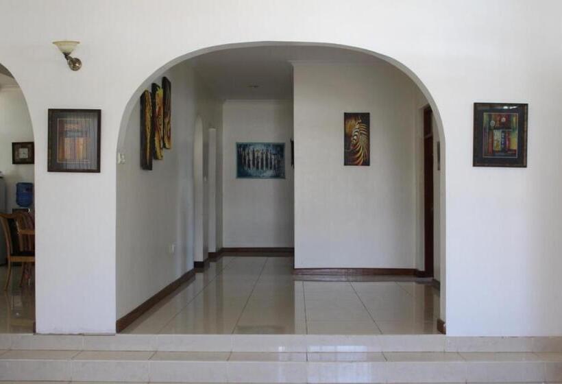 پانسیون Idc Guest House