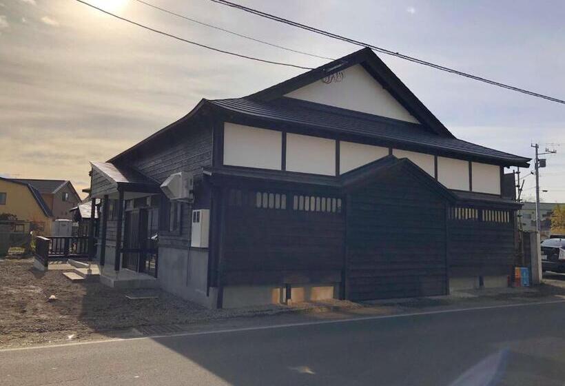 ペンション Kominka Guesthouse Sentō