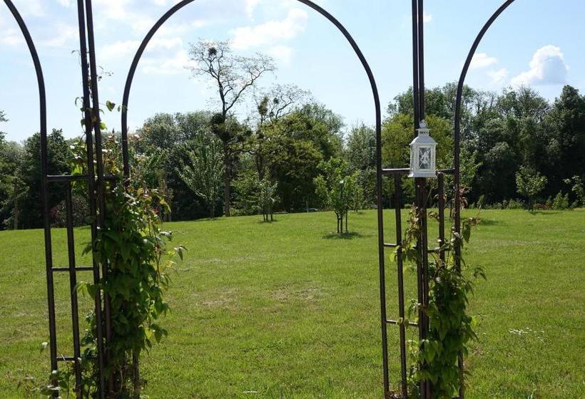 פנסיון Le Manoir Des Arômes