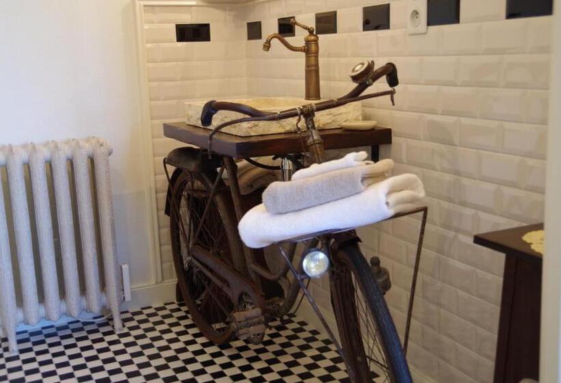 פנסיון Le Manoir Des Arômes