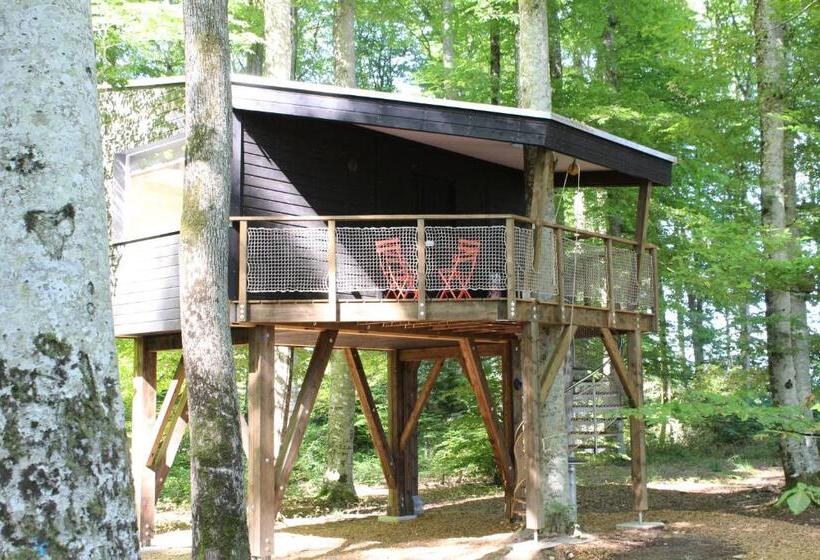 Пансион Les Cabanes Du Mont