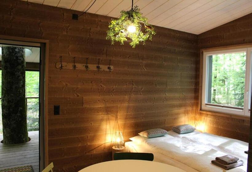 Пансион Les Cabanes Du Mont