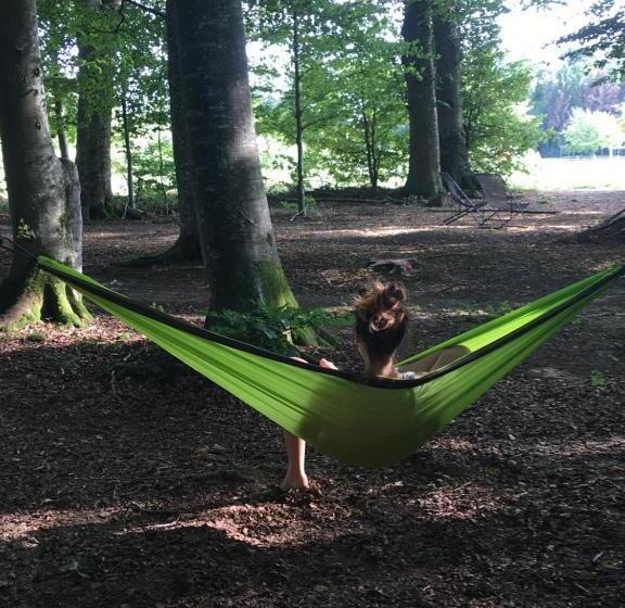 Пансион Les Cabanes Du Mont