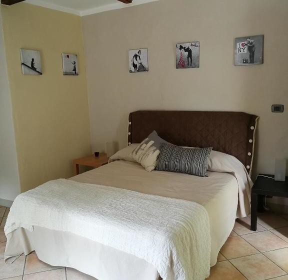 פנסיון Locanda Montecarlo