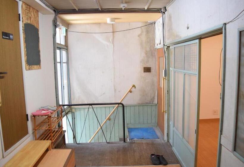 Pension (Hôtel basse catégorie) Macchi（マッチ）