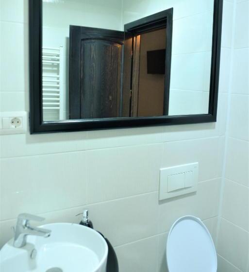 بنسيون Mondrian Event & Garden