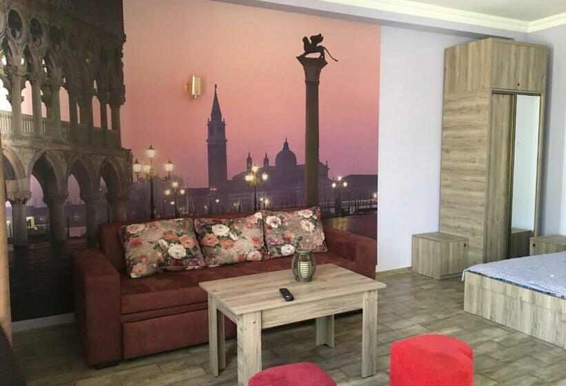 پانسیون Nimako's Apartment