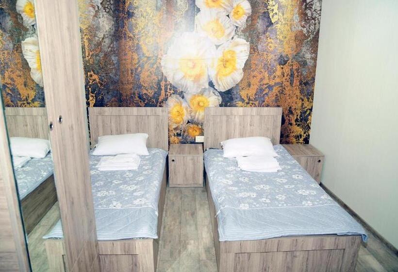 پانسیون Nimako's Apartment