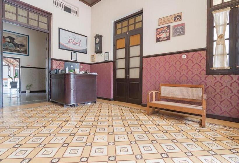 膳宿费 Reddoorz Syariah @ Kolonial Guest House