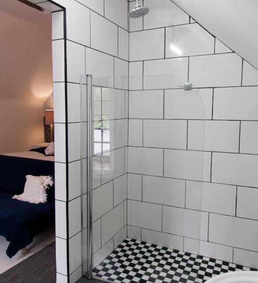 膳宿费 The Manor House