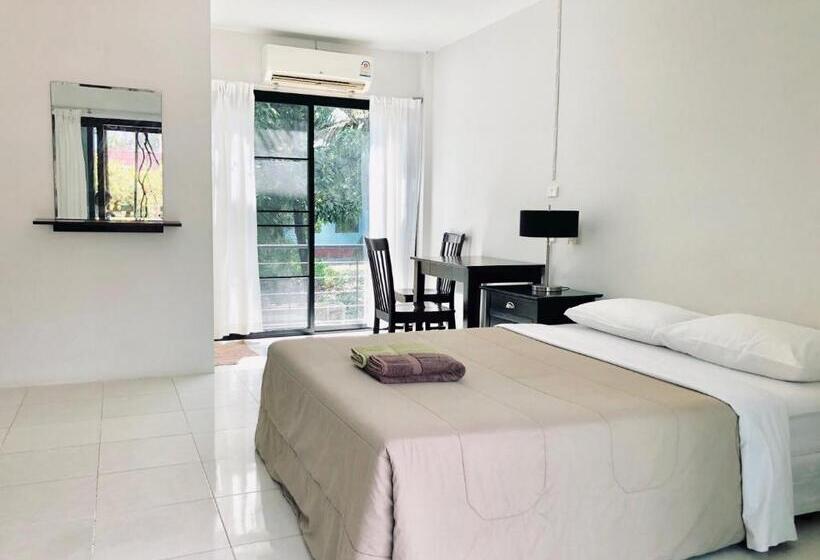 פנסיון Wassana Sitdharma Guesthouse