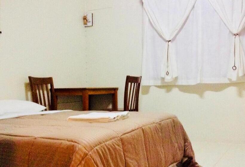 פנסיון Wassana Sitdharma Guesthouse