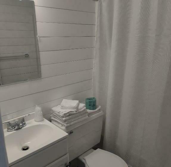 Pilgrim's Pride Motel