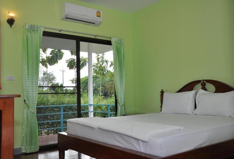 Poon Suk Resort Prachinburi