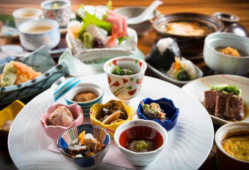 ريوكان Miyajimaonsen Takinoso