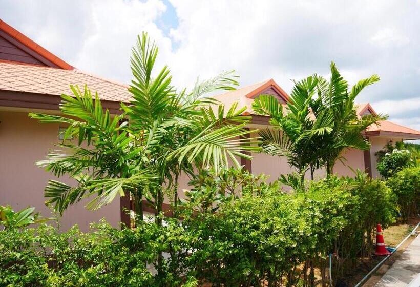 Tinna Resort