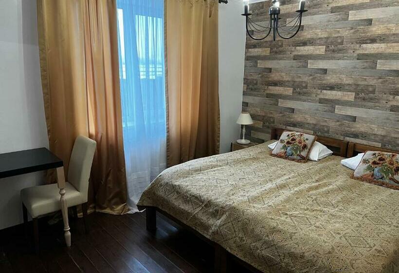 Hostel дальний кордон