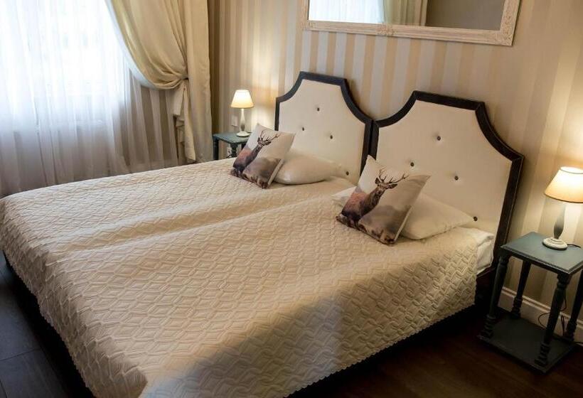 Hostel дальний кордон