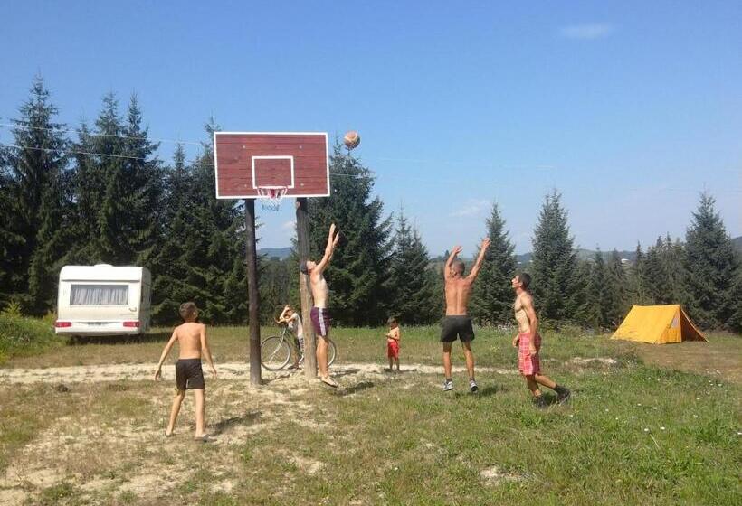 הוסטל Eco Resort Nad Karpatamy