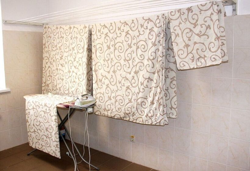 فندق صغير Friendly House