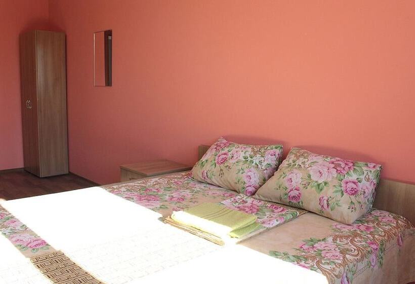 فندق صغير Friendly House