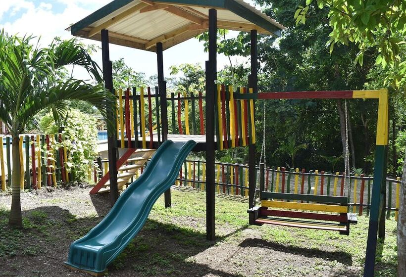 הוסטל Hidden Haven