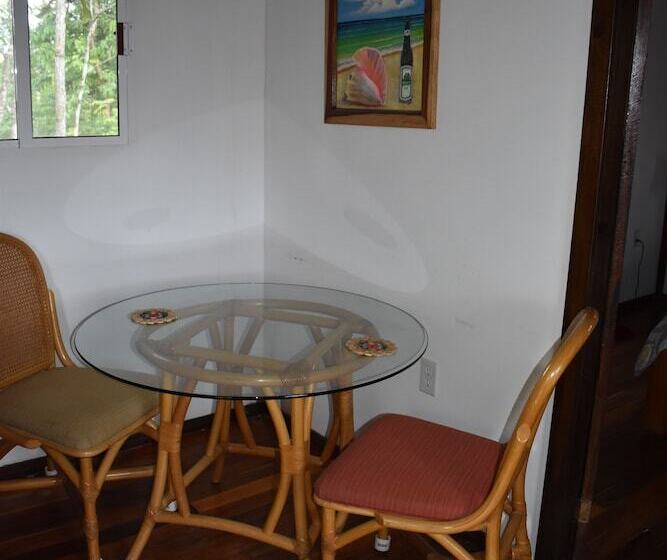 הוסטל Hidden Haven