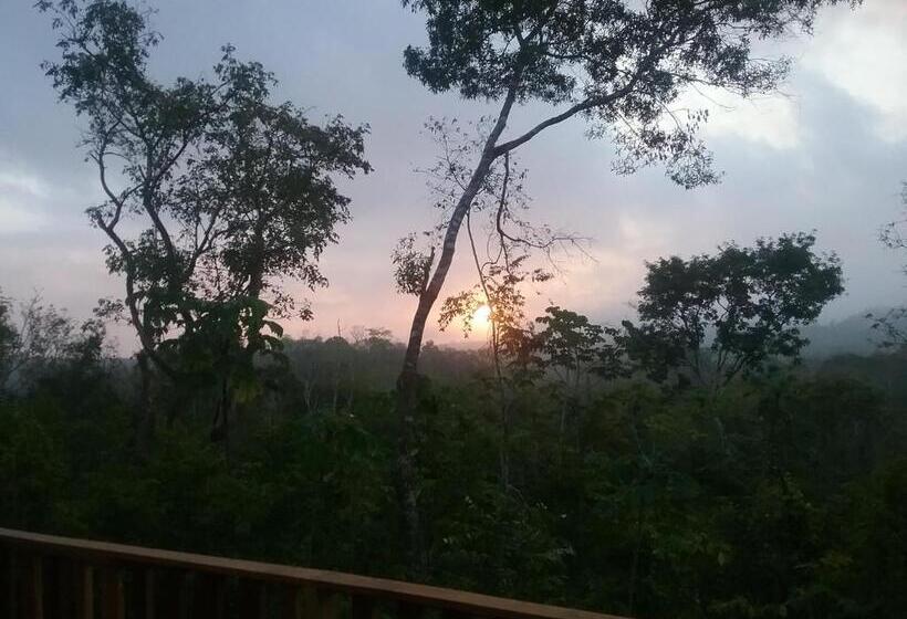 הוסטל Hidden Haven