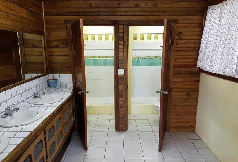 הוסטל Hidden Haven