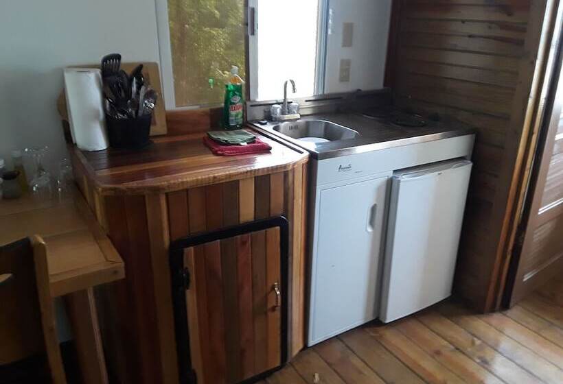 הוסטל Hidden Haven