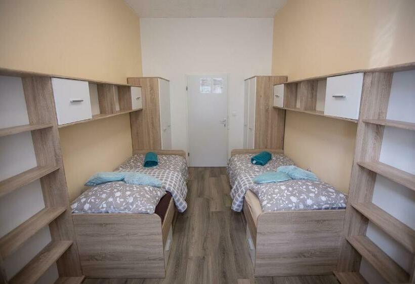 هاستل Minidorms In Heart Of City Center