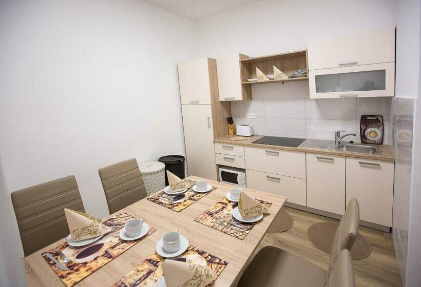 هاستل Minidorms In Heart Of City Center