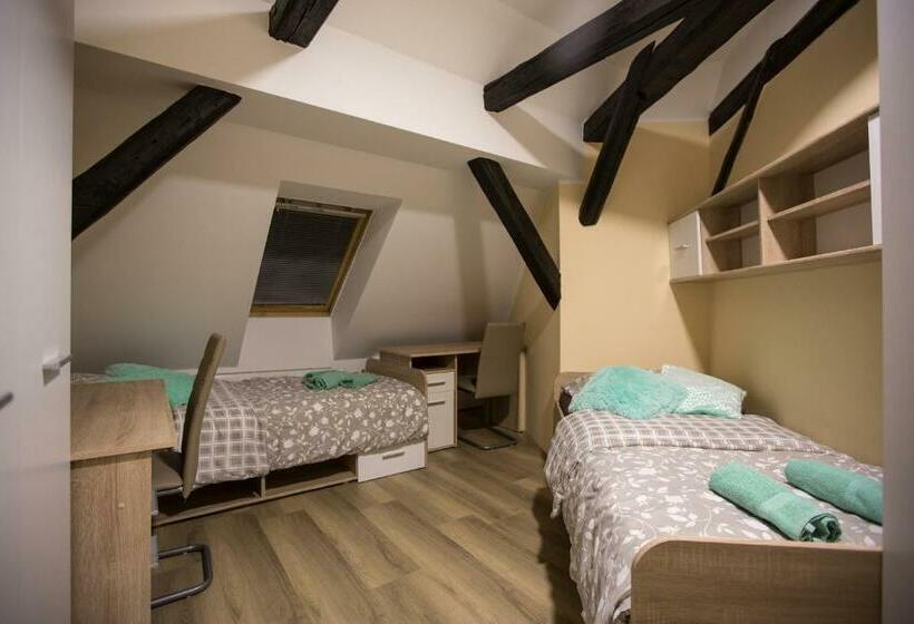 هاستل Minidorms In Heart Of City Center