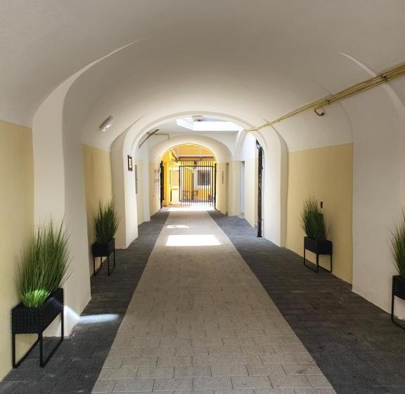 هاستل Minidorms In Heart Of City Center