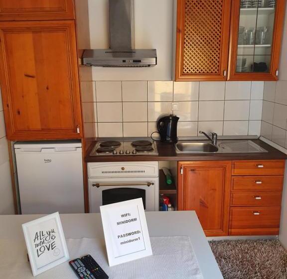 هاستل Minidorms In Heart Of City Center