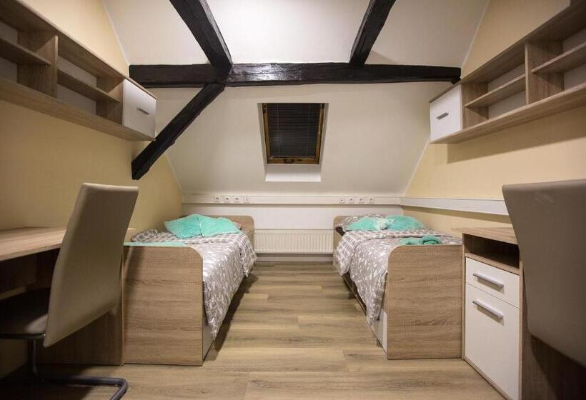 هاستل Minidorms In Heart Of City Center