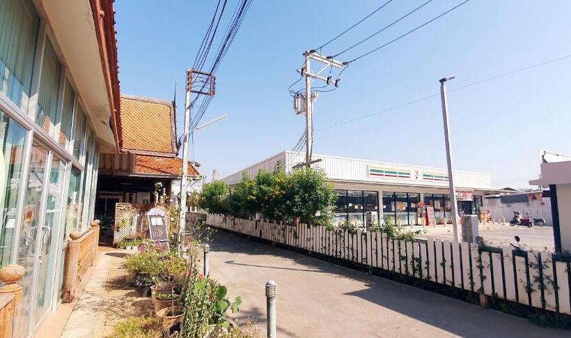 호스텔 Tonwai Modern Place