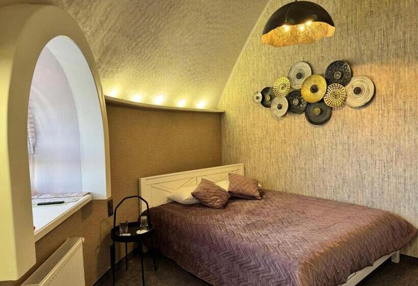 ユースホステル Veles