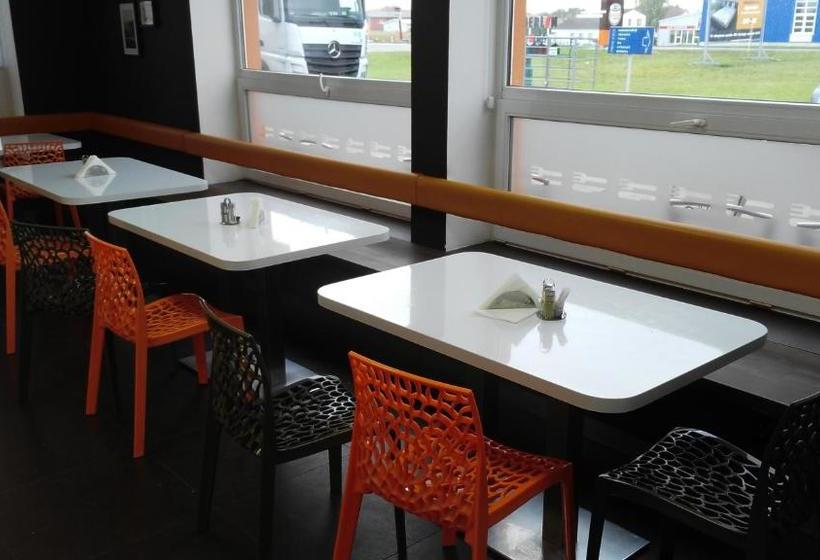 צימר Bed & Parking Eurobit