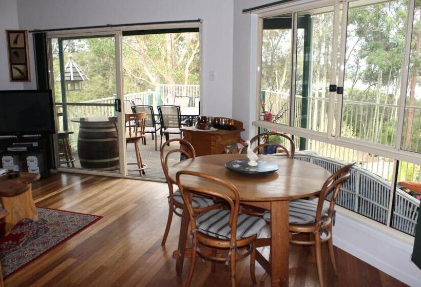 مبيت وإفطار Blue Gum Cottage On Bay