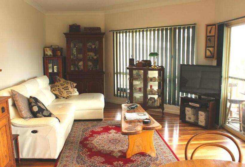 مبيت وإفطار Blue Gum Cottage On Bay