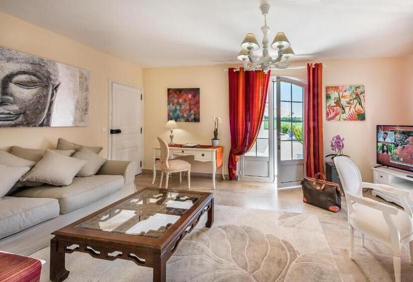 Bed and Breakfast Domaine Du Bois Des Anges