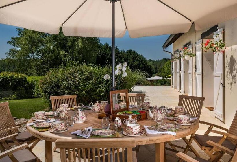 Bed and Breakfast Domaine Du Bois Des Anges
