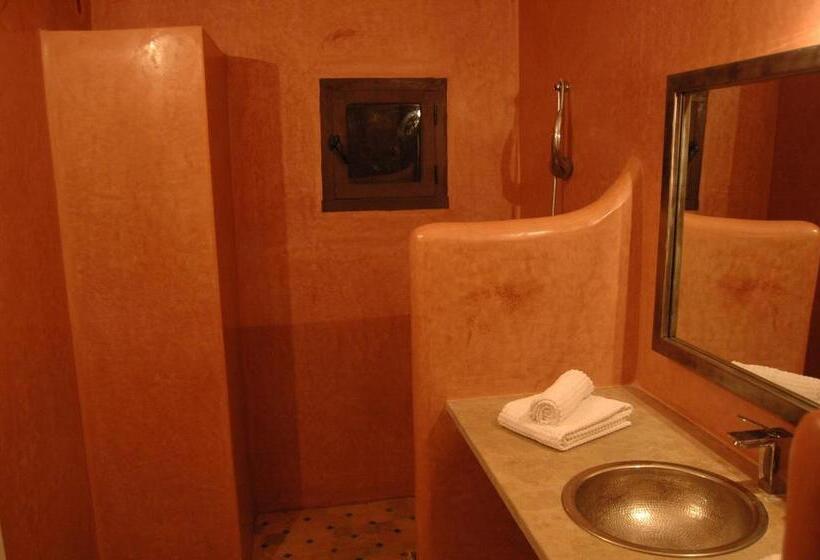 تختخواب و صبحانه Gîte Raid Oriental