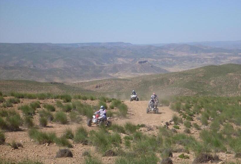 تختخواب و صبحانه Gîte Raid Oriental