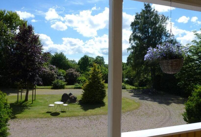 צימר L Vita Hästen Hästveda