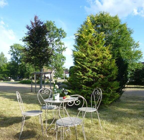 צימר L Vita Hästen Hästveda