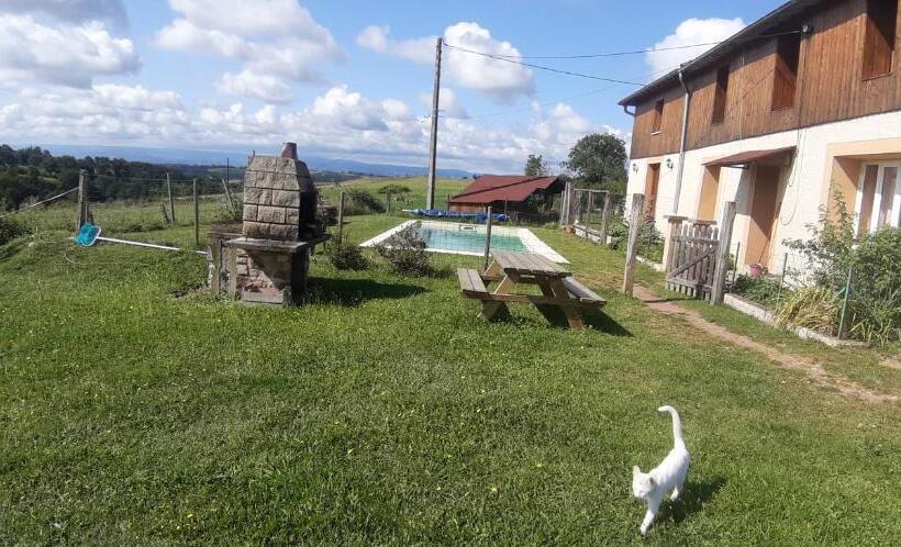 مبيت وإفطار La Ferme Du Bouton D Or