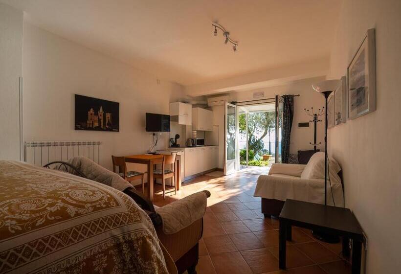 Bed and Breakfast Tra Gli Ulivi