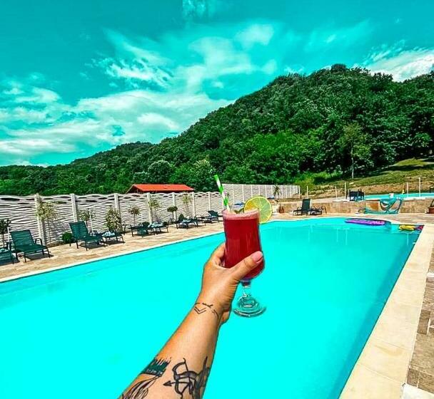 Clisura Dunarii   Pensiunea Casa Creta